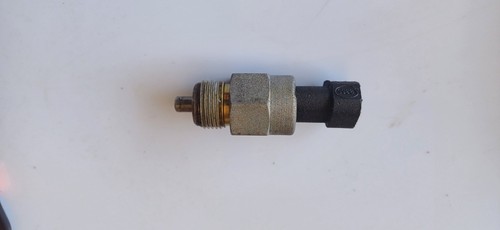 Sensore bulbo retromarcia